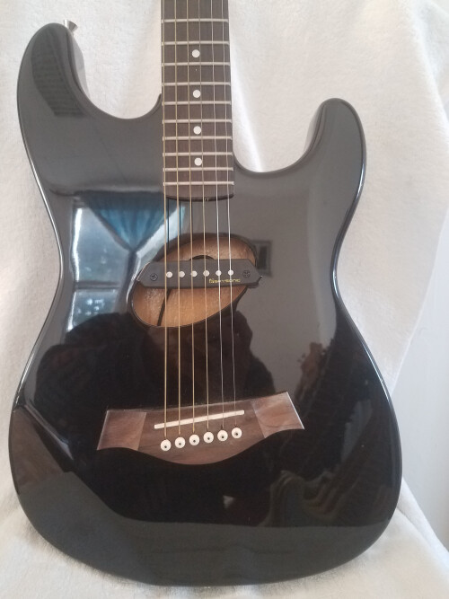 Fender Deluxe Acoustasonic Stratocaster (36554)
