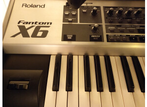 Roland Fantom X6