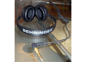 Behringer HPS5000