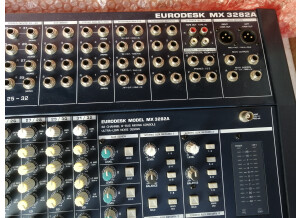 Behringer Eurodesk MX3282A (82229)