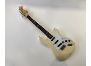 Fender ST72-xx (7100)