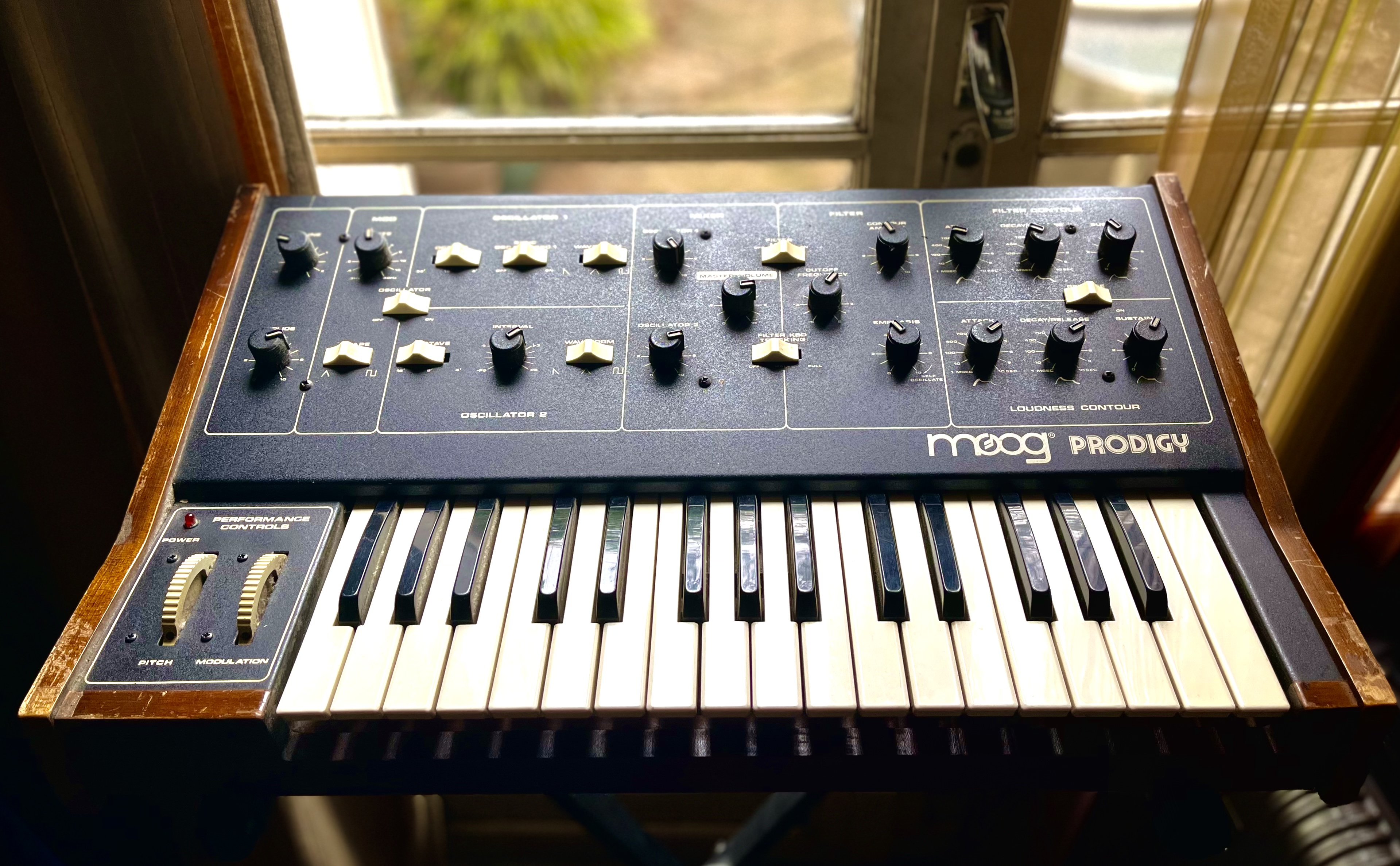 Moog Music Prodigy : BC6A32EB-1C9F-42B0-A39D-EB9B755768CF