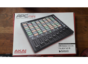 Akai Professional APC Mini (6043)