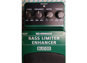 Behringer Bass Limiter Enhancer BLE100 (86387)