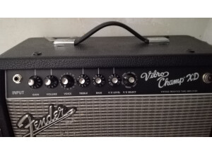 Fender Vibro Champ XD (62436)