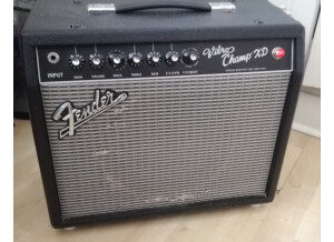 Fender Vibro Champ XD (38859)