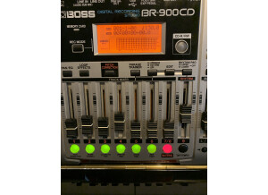Boss BR-900CD Digital Recording Studio