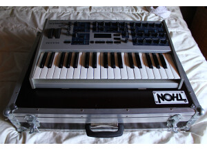 Access Music Virus Indigo (38796)