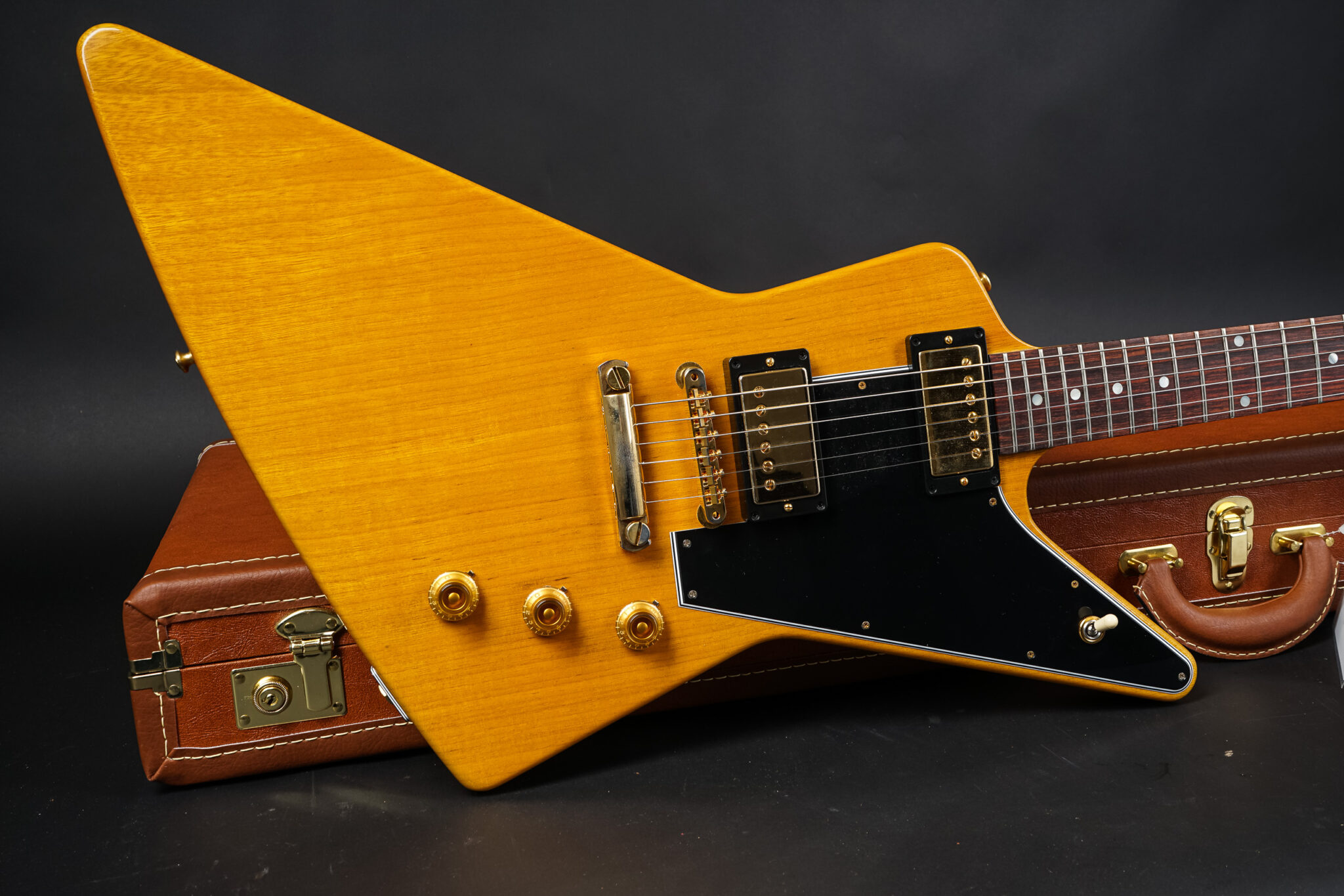 Guitares &eacute;lectriques : EXPLORER