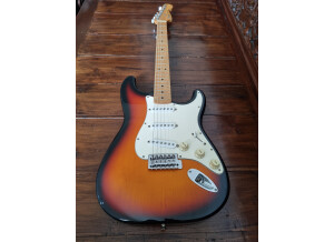Fender Standard Stratocaster [1990-2005] (36046)