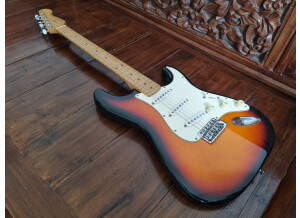 Fender Standard Stratocaster [1990-2005] (67469)