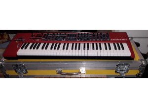 Clavia Nord Wave 2 (87504)
