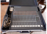 TABLE DE MIXAGE MACKIE DESIGNS CR1604 16 CHANNEL MADE IN USA (110 Volts)