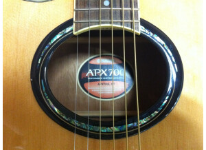 Yamaha [APX Series] APX700L - Natural