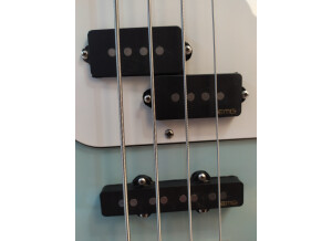 Squier Classic Vibe Precision Bass '60s (19928)