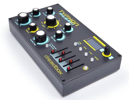 dreadbox-typhon-3018875 dreadbox-typhon-3018875