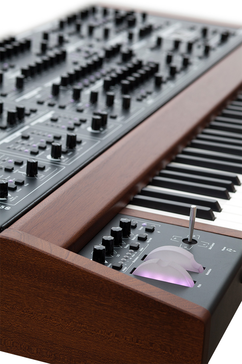 schmidt-eightvoice-polyphonic-synthesizer-2075130