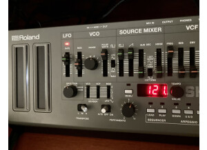 Roland SH-01A (26038)