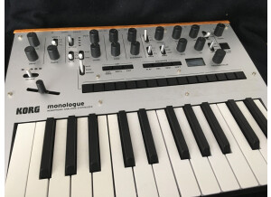 Elektron Model:Samples (70111)