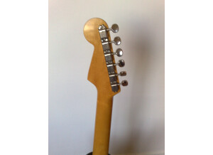 Fender stratocaster 62 ri made in japan