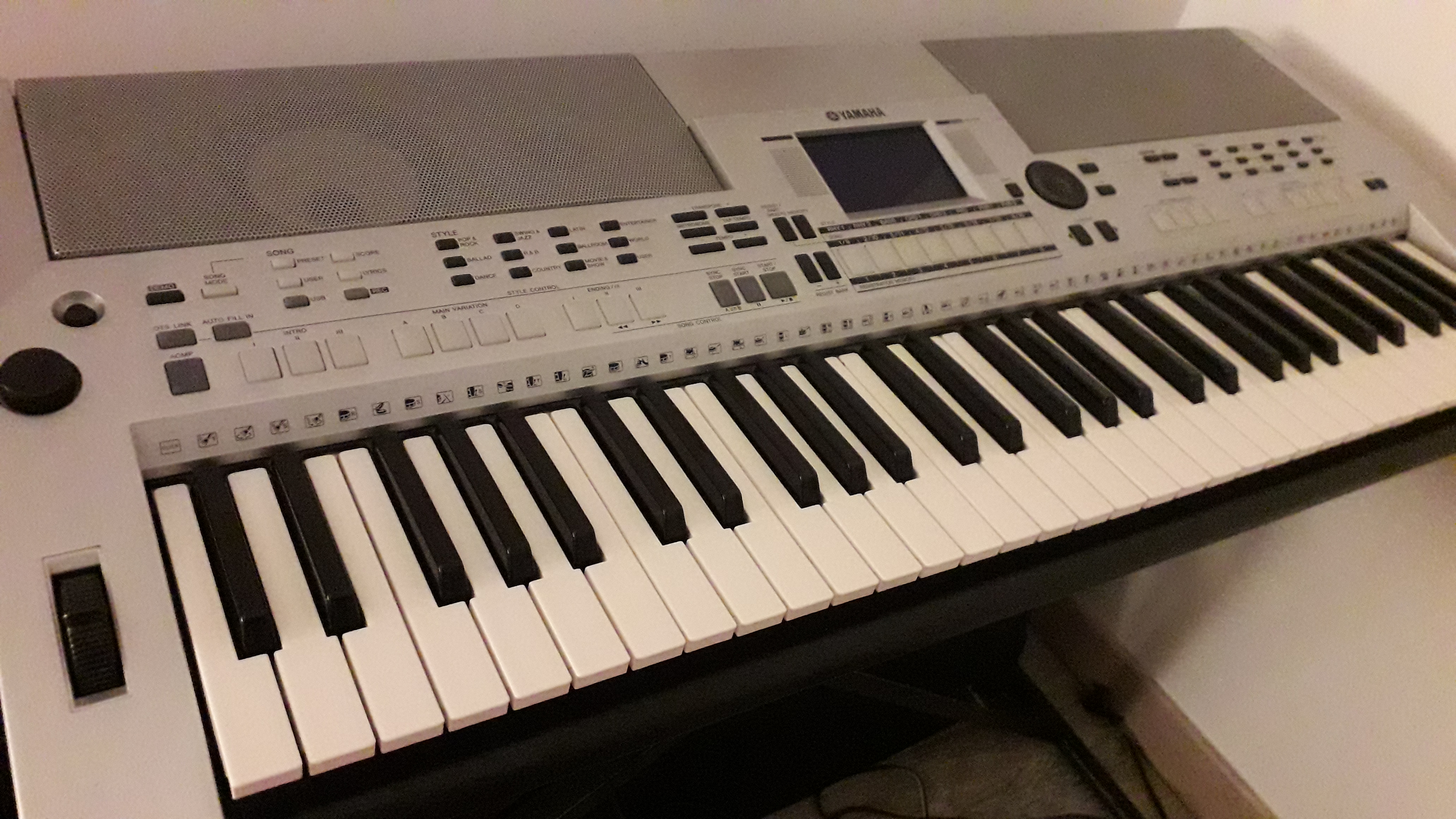 Psr s550 yamaha keyboard cheap