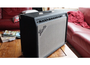 Fender Performer 1000 (46576)