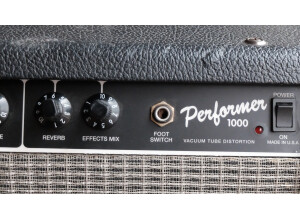 Fender Performer 1000 (3955)