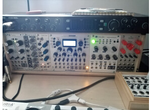 Intellijel Designs Quad VCA (52118)