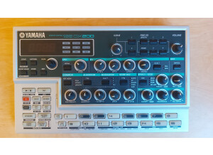 Yamaha DX200