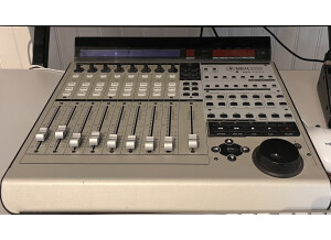 Mackie Control Universal Pro (11095)