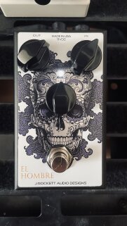 HOMBRE.JPG HOMBRE.JPG