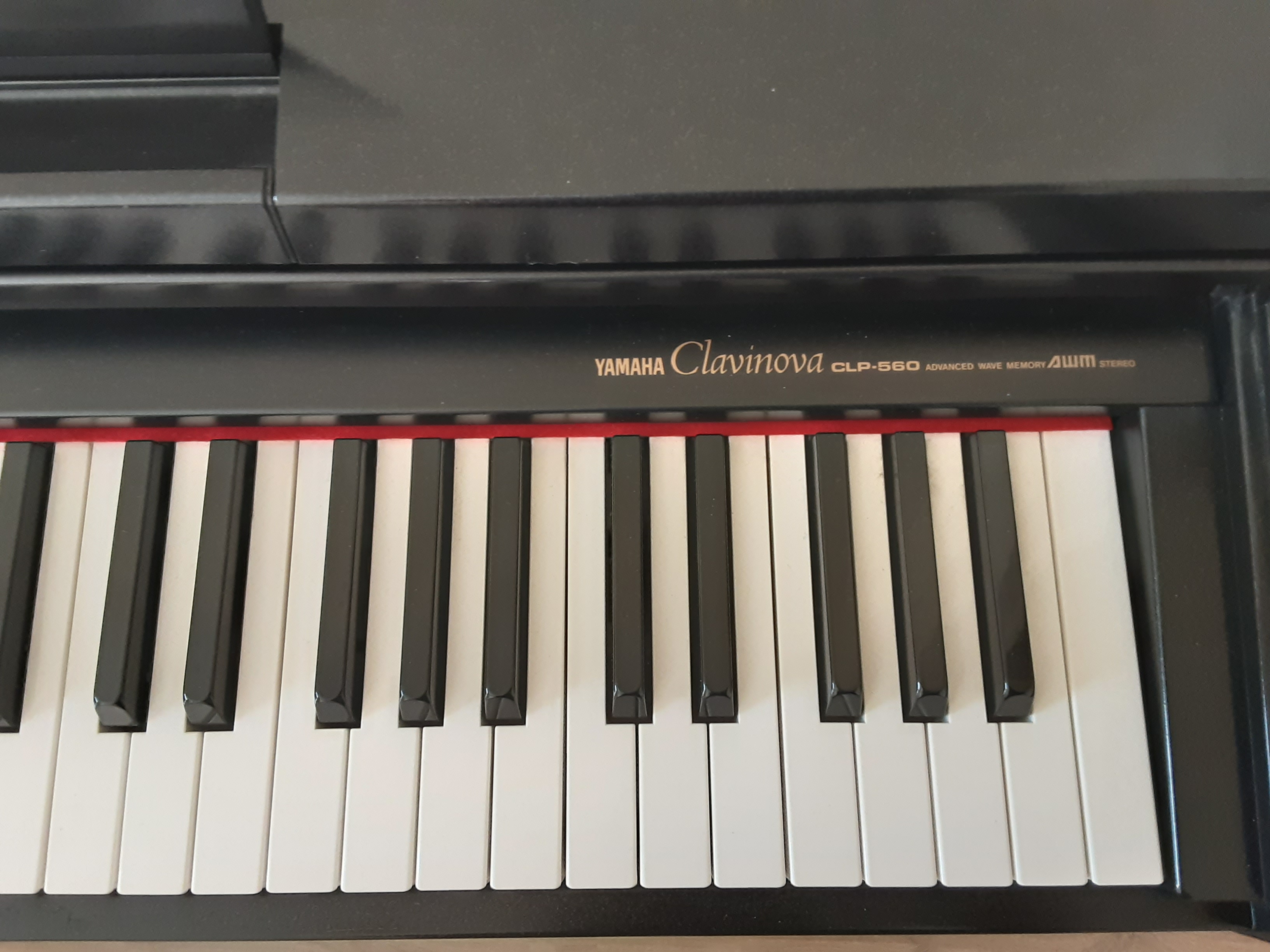 Clavinova cheap clp 560