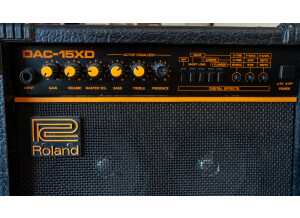 Roland DAC-15XD