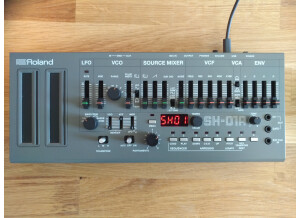 Roland SH-01A (67192)