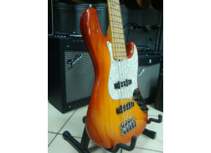 Fender CUSTOM CLASSIC JB 5