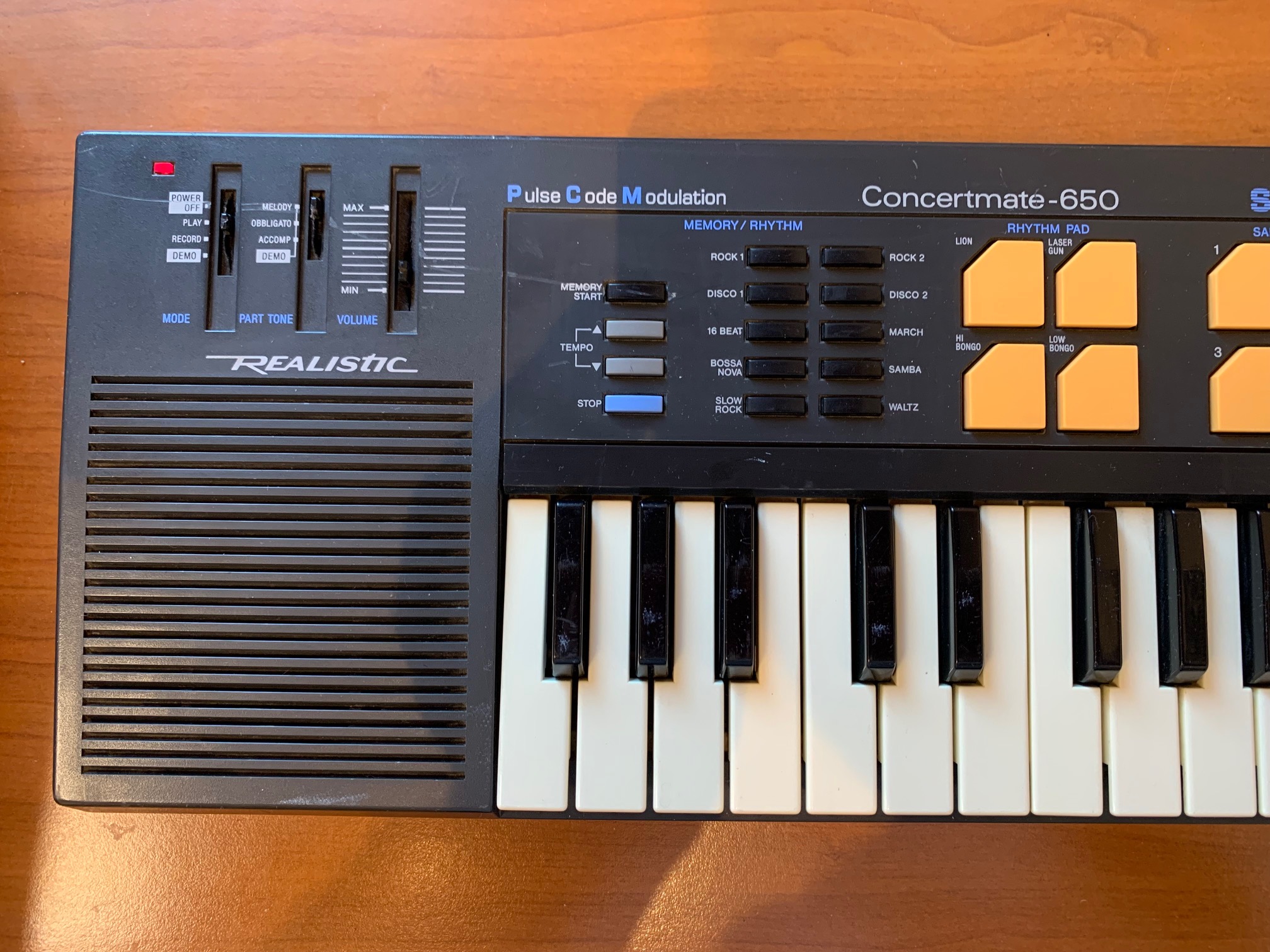 Realistic concertmate 650 outlet