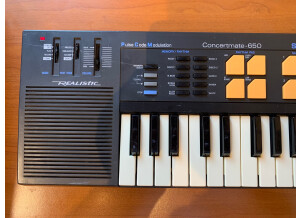 Realistic Concertmate-650 (46333)