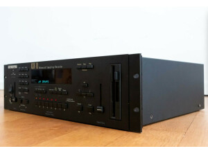 Ensoniq ASR-10R (4585)
