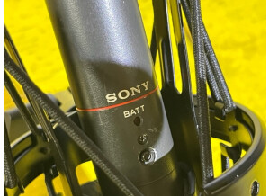 Sony ECM-672 (93228)