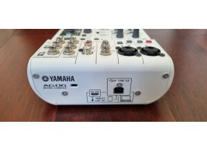 Yamaha AG06 (98144)