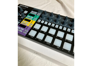 DJ Techtools Midi Fighter Twister (89075)