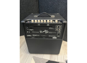 Fender Rumble 100 V3 (3557)
