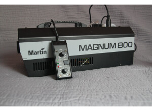 Martin Light Magnum 800