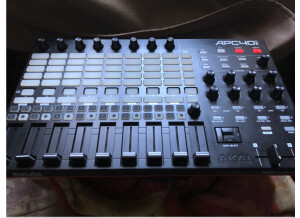 Akai Professional APC40 mkII (59090)