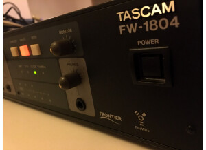 Tascam FW-1804 (32892)