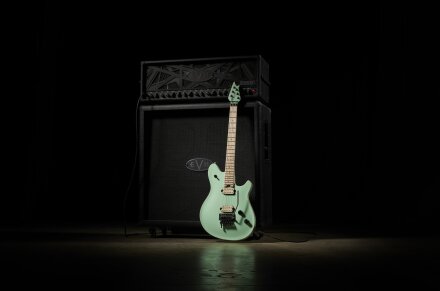 EVH_Wolfgang_Special_5107701557_2-1B EVH_Wolfgang_Special_5107701557_2-1B