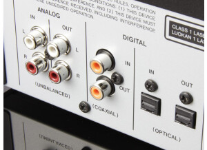 3-cd-rw900mkii_w_in-out