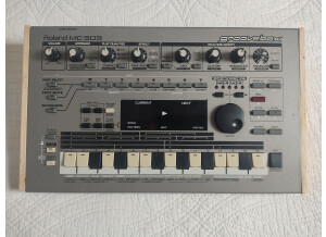 Roland MC-303 (56878)