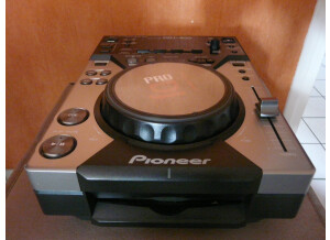 Pioneer CDJ-400 (8938)