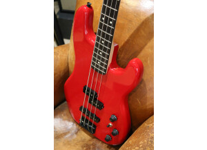 Fender Boxer Precision Bass